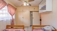 Bed Room 1 - 11 square meters of property in Florida