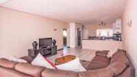 Lounges - 17 square meters of property in Florida