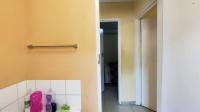 Bathroom 1 - 4 square meters of property in Windmill Park