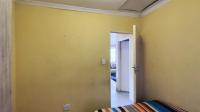 Bed Room 1 - 8 square meters of property in Windmill Park