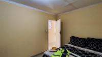 Bed Room 2 - 12 square meters of property in Windmill Park
