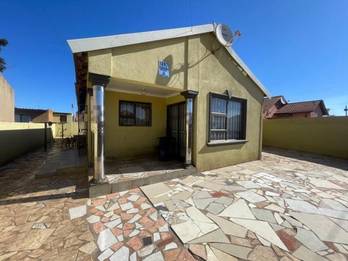 Houses For Sale in Thokoza MyRoof.co.za