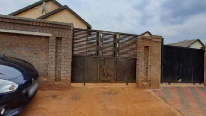 SA Home Loans Sale in Execution 3 Bedroom House for Sale in Alliance - MR640002