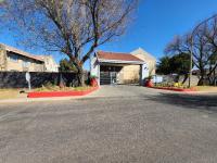 3 Bedroom 1 Bathroom Flat/Apartment for Sale for sale in Verwoerdpark