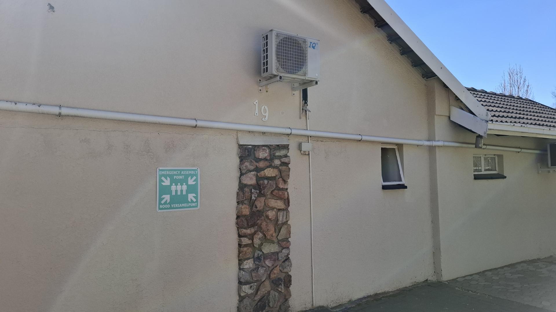 Backyard of property in Ontdekkerspark