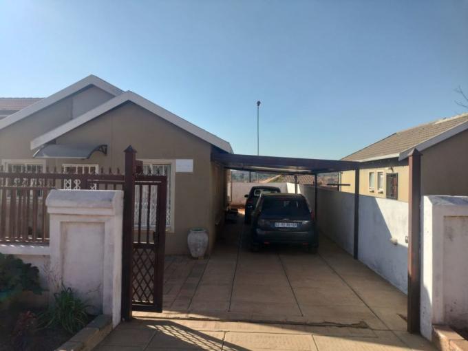 3 Bedroom House for Sale For Sale in Gem Valley - MR640754