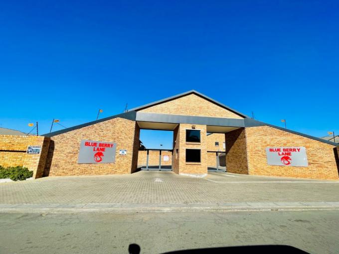 3 Bedroom Simplex for Sale For Sale in Alberton - MR640817