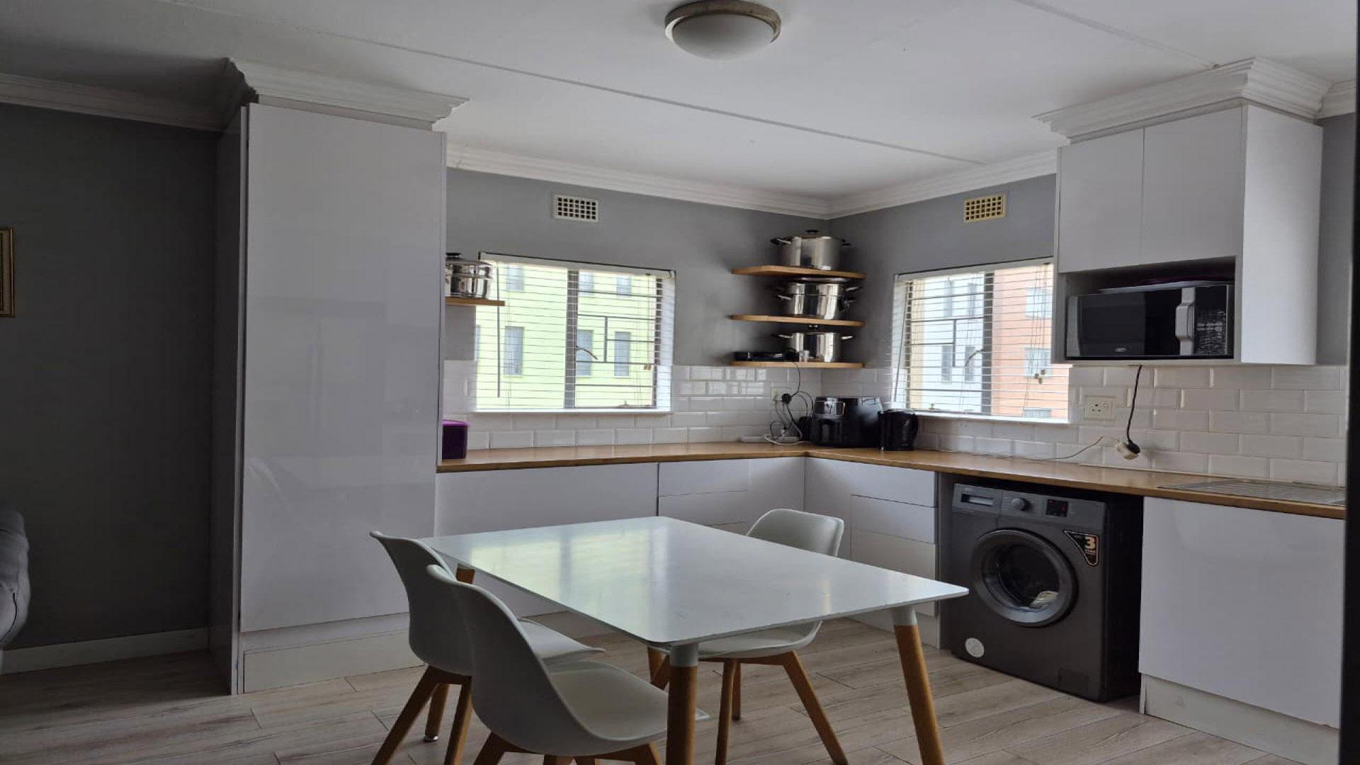 Kitchen of property in Jabulani