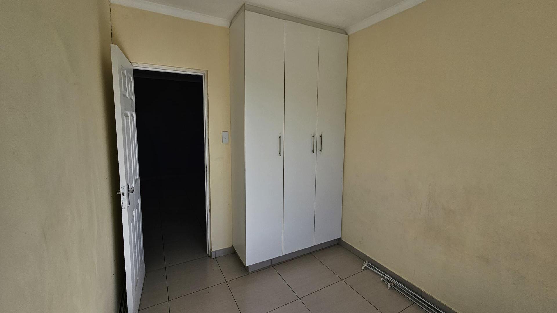 Bed Room 1 of property in Panorama Park