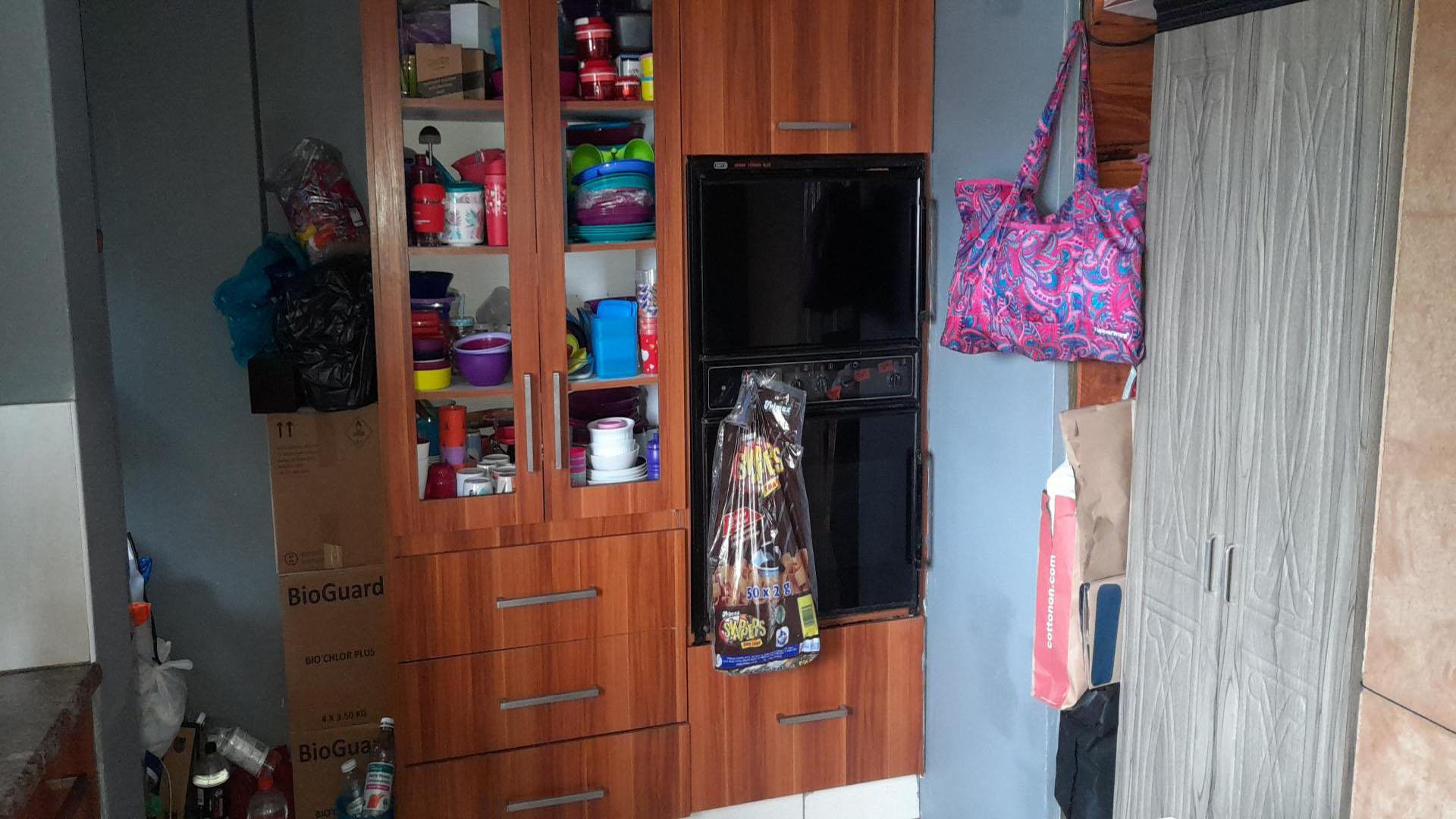 Kitchen of property in Retreat