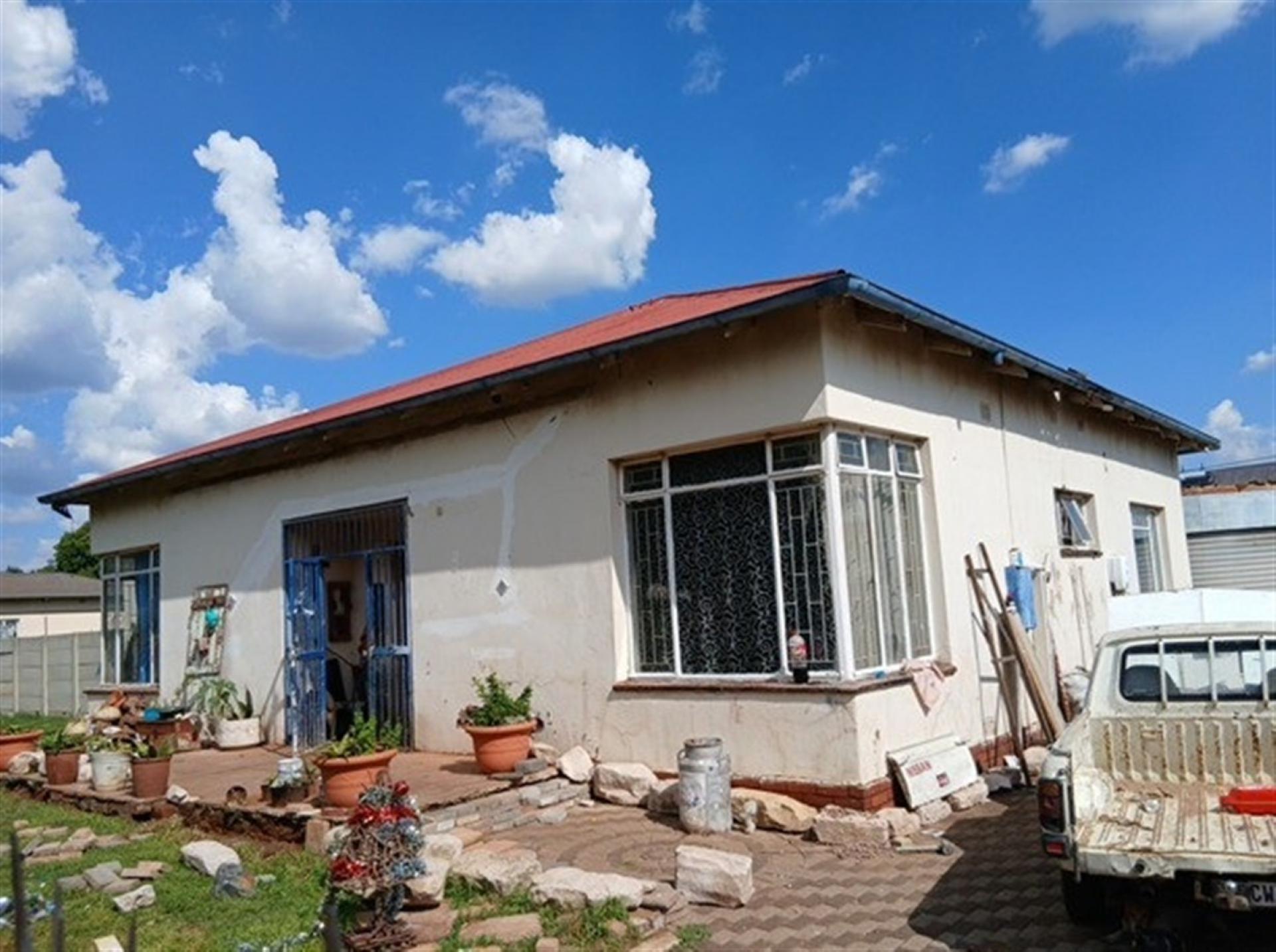 Front View of property in Brakpan