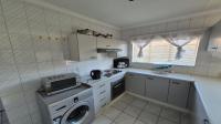 Kitchen of property in Raceview