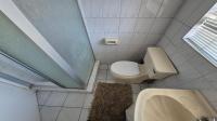 Bathroom 2 of property in Raceview