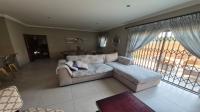 Lounges of property in Raceview