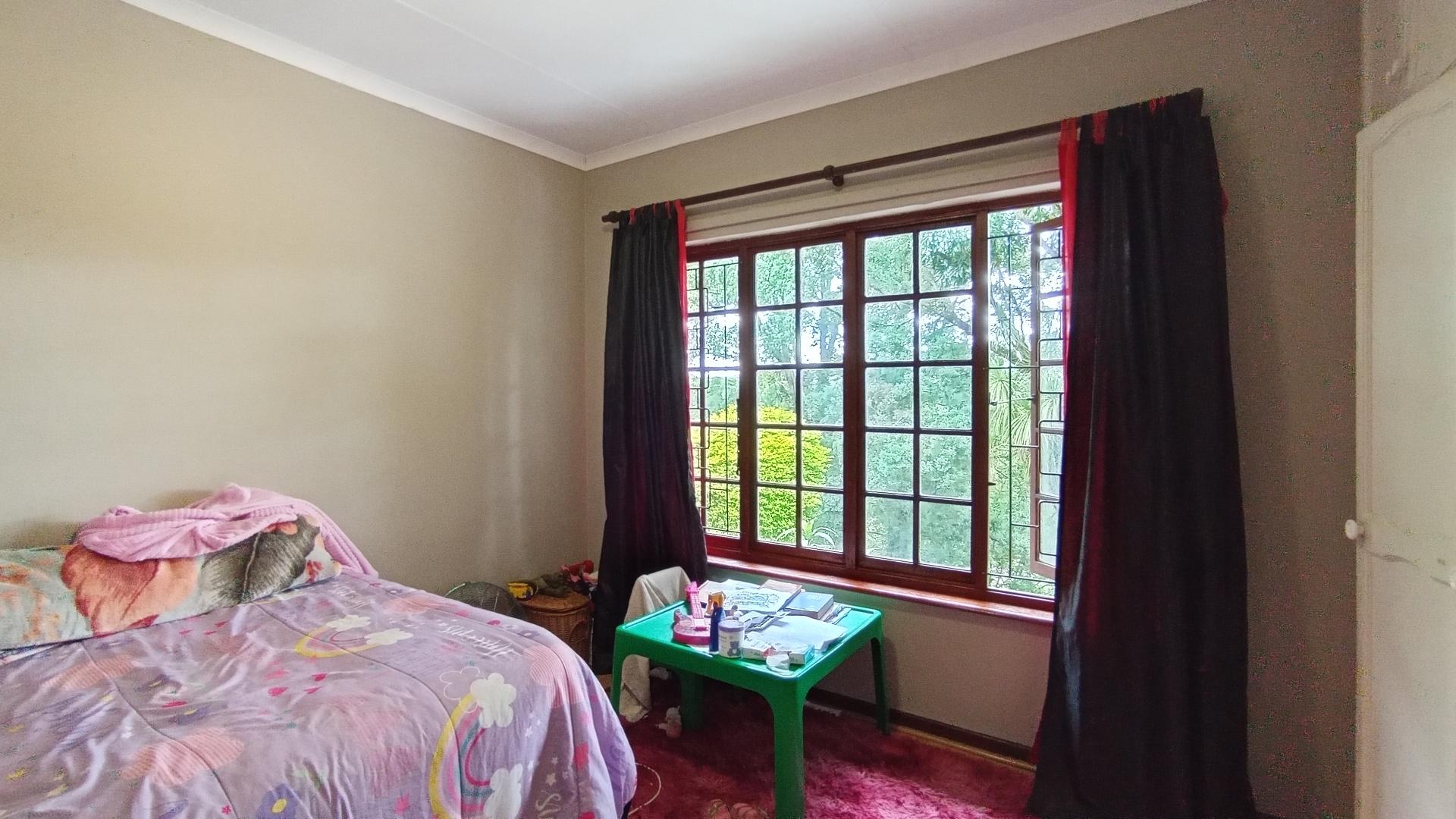 Bed Room 2 - 15 square meters of property in Clarendon