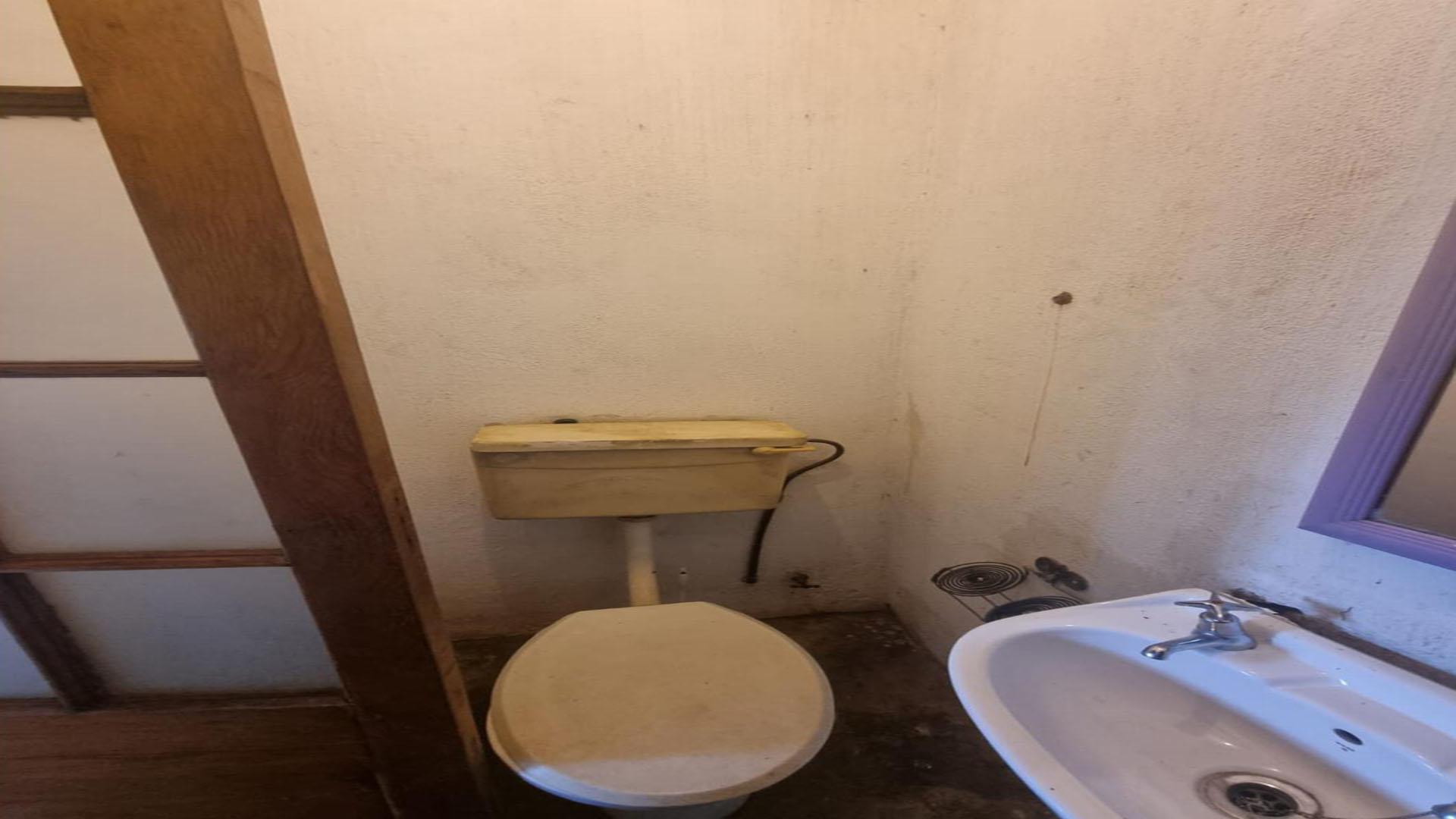 Guest Toilet of property in Farmall A.H.