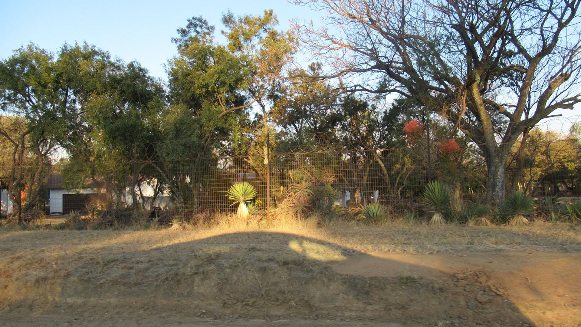 Front View of property in Farmall A.H.