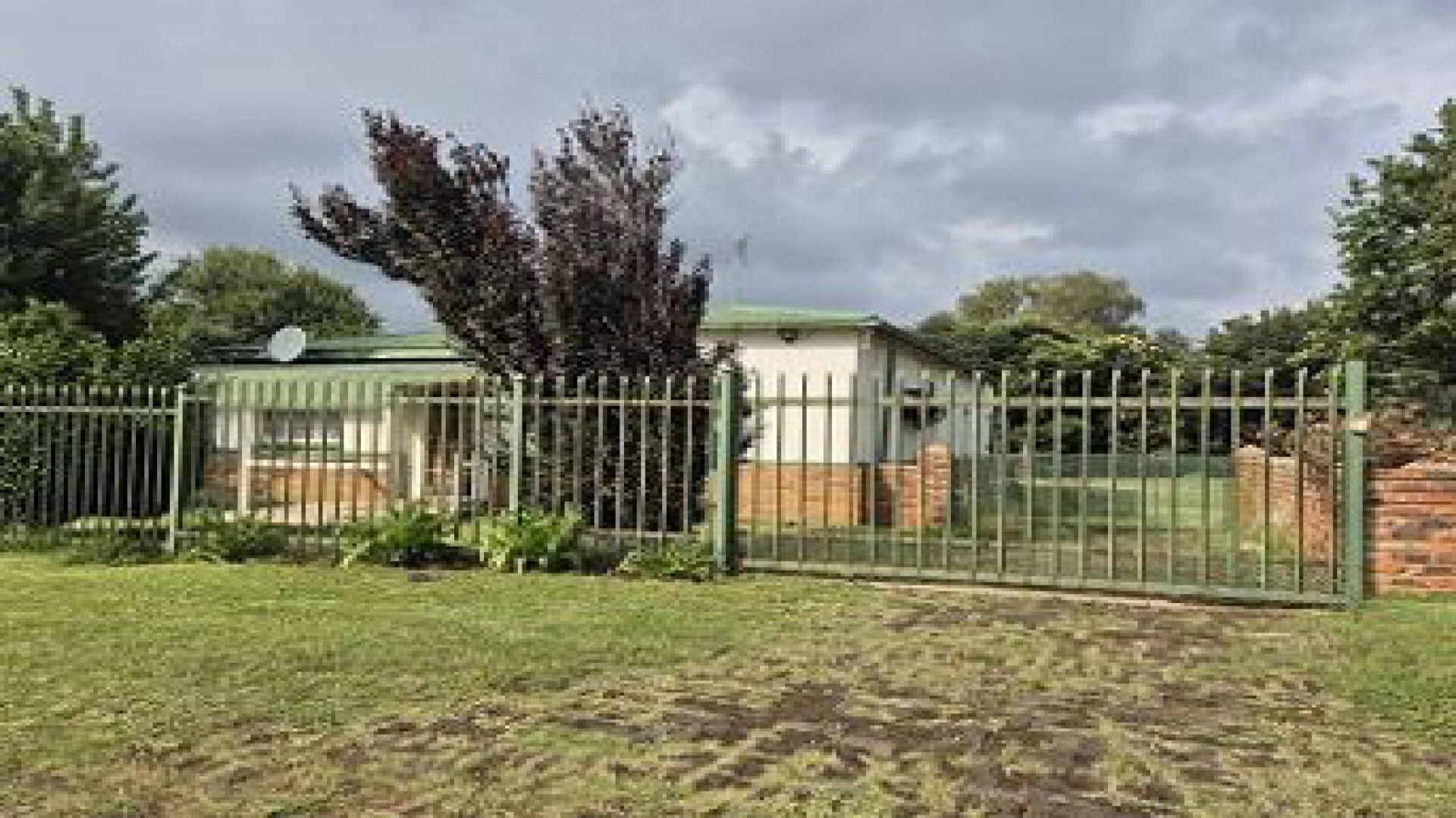 Front View of property in Ventersdorp