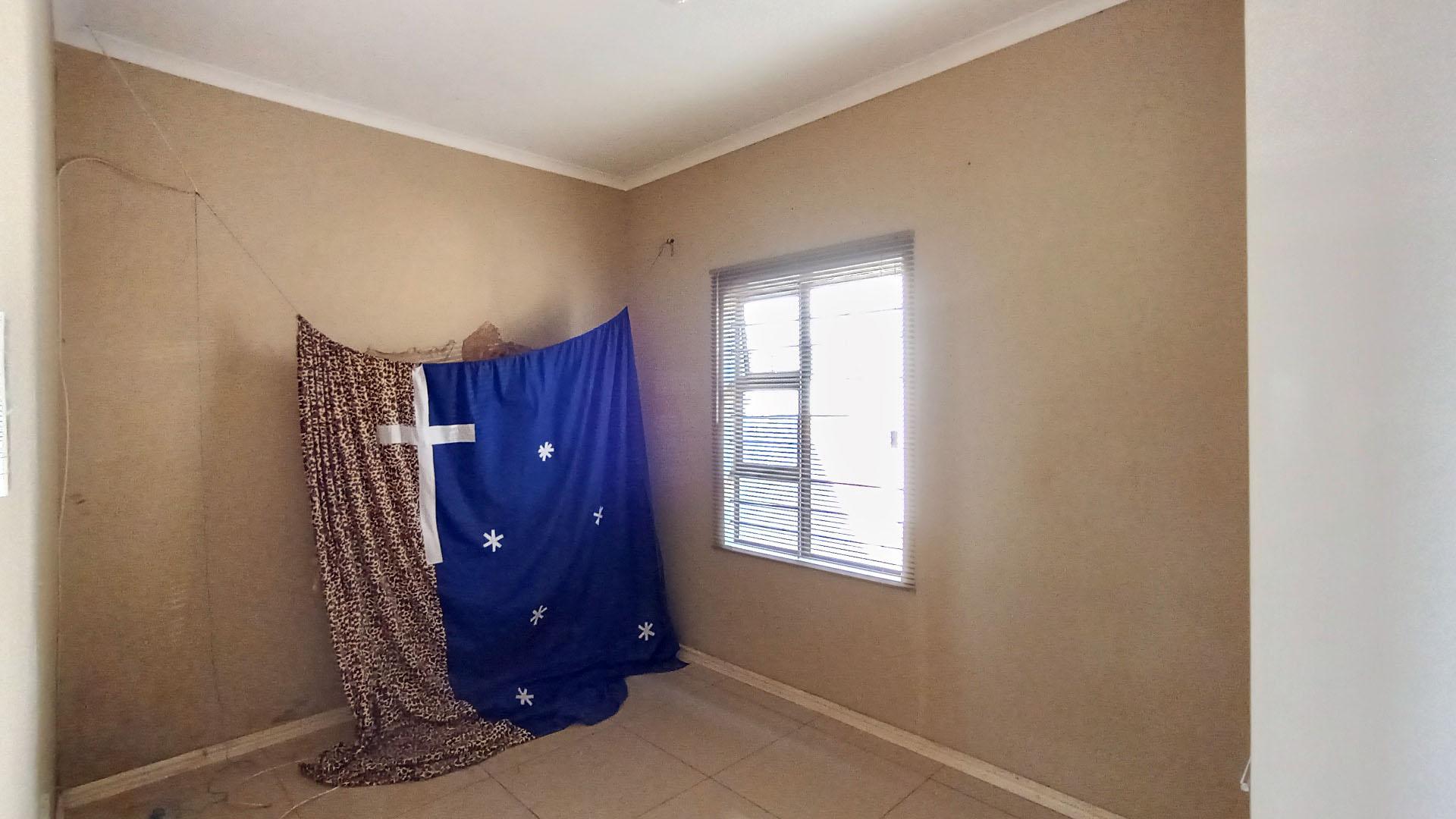 Bed Room 3 - 14 square meters of property in Castlehill
