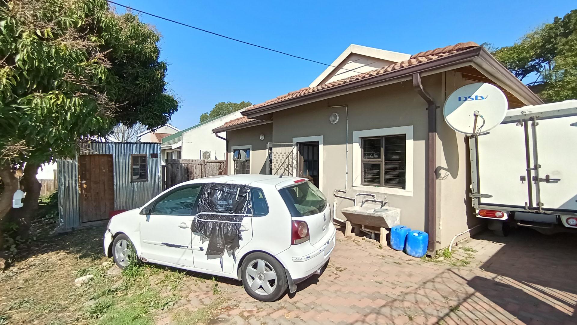 Backyard of property in Castlehill