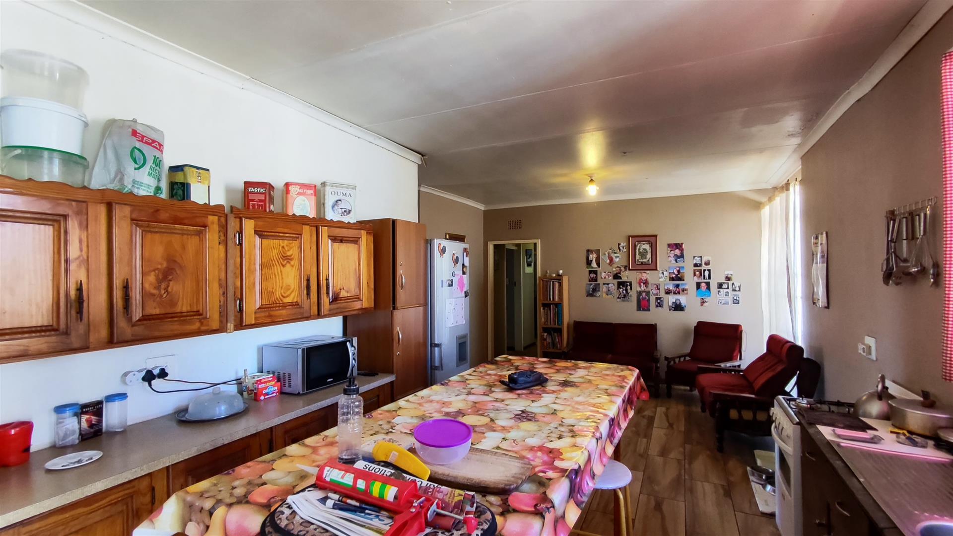 Kitchen - 15 square meters of property in Sasolburg