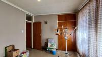 Bed Room 2 - 15 square meters of property in Sasolburg