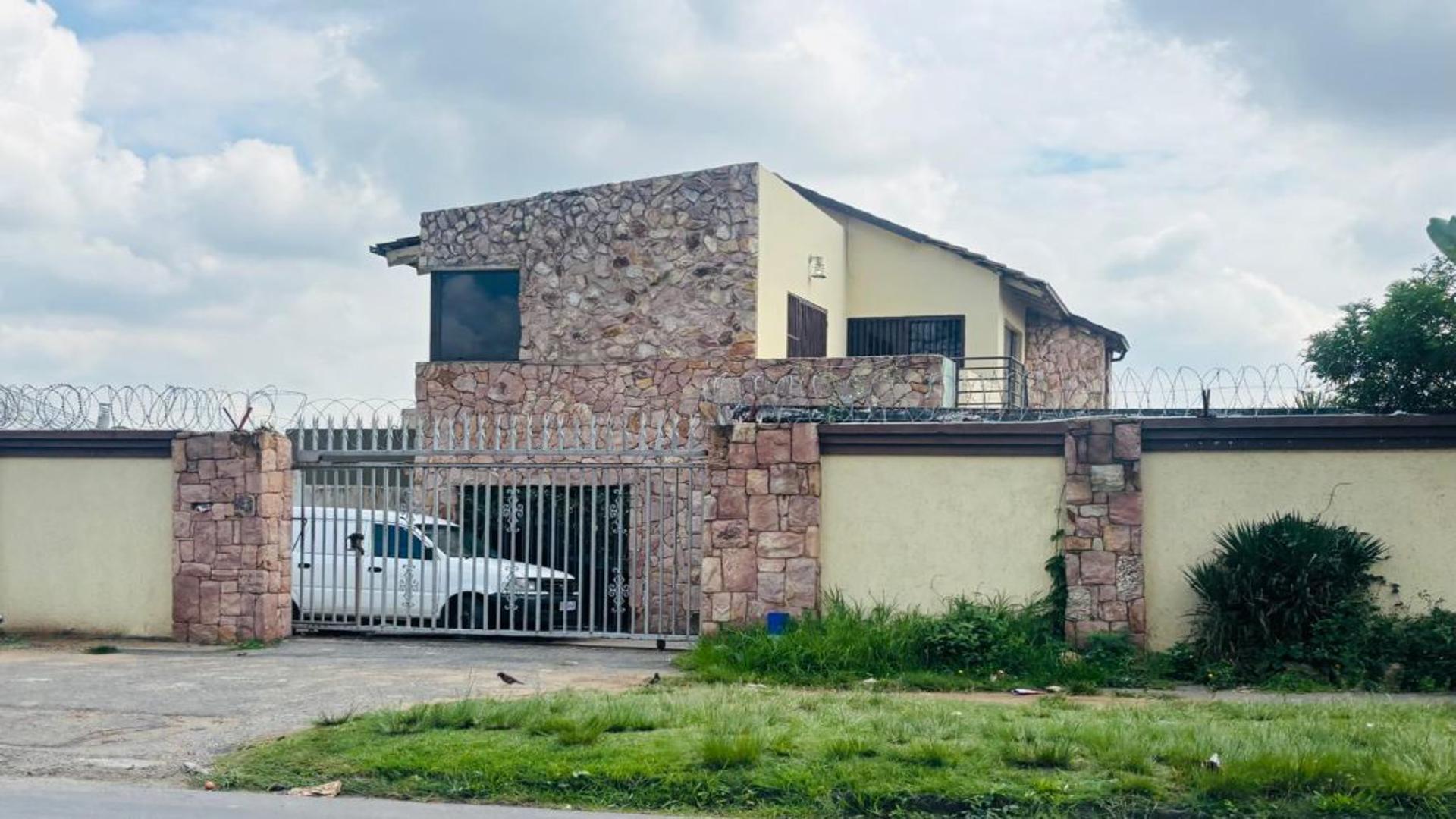 Front View of property in The Hill