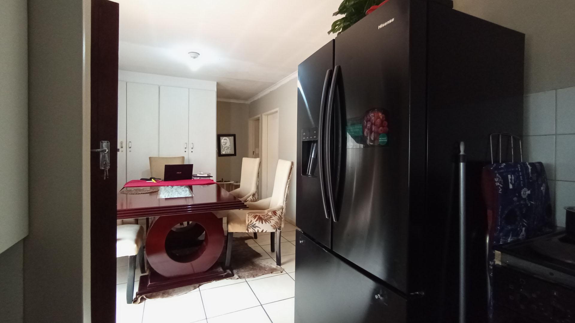 Kitchen - 7 square meters of property in Amandasig