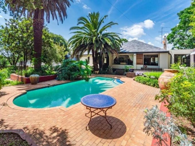 4 Bedroom House for Sale For Sale in Observatory - JHB - MR641367