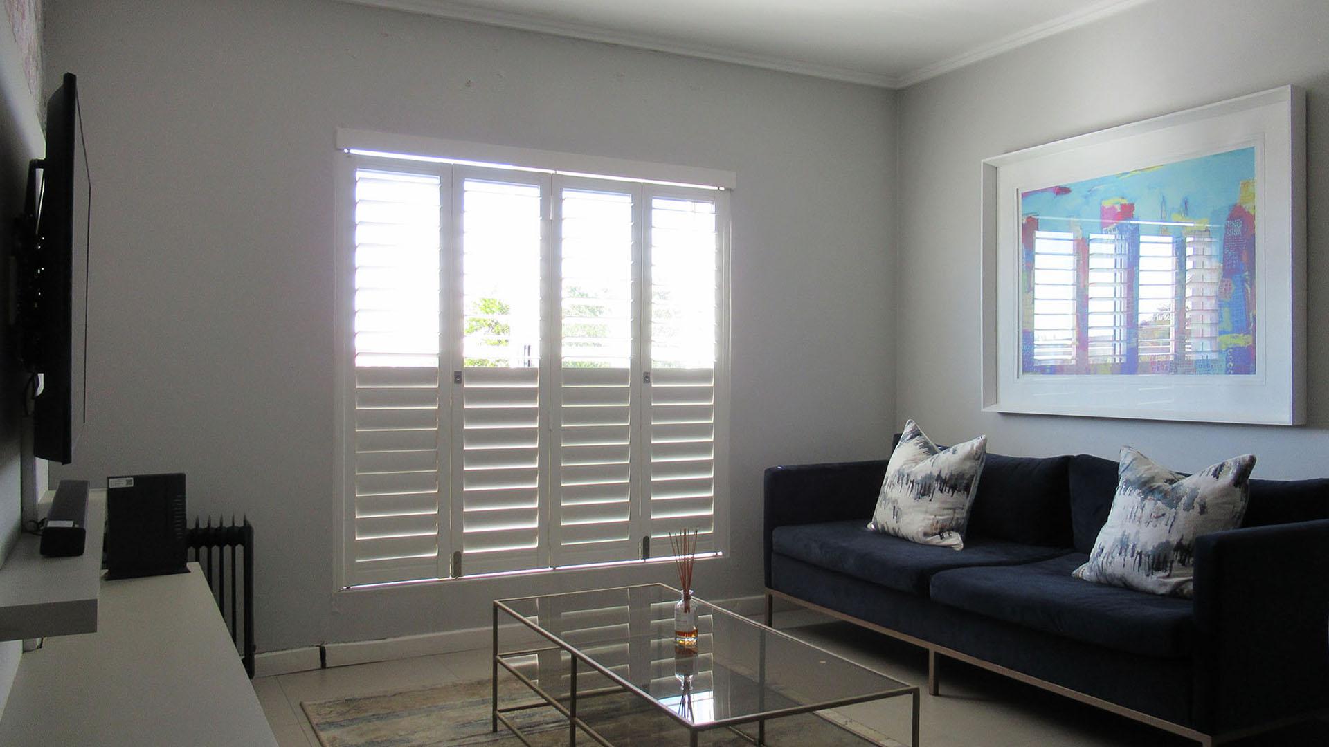 Lounges - 12 square meters of property in Morningside