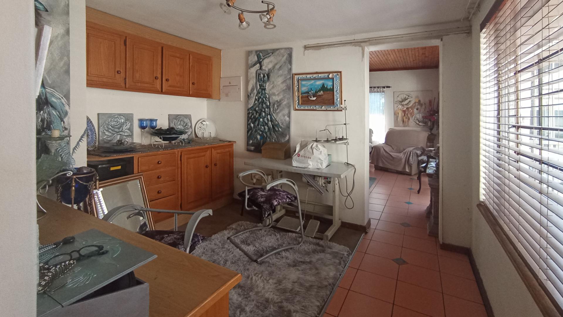 Entertainment - 34 square meters of property in Erasmuskloof