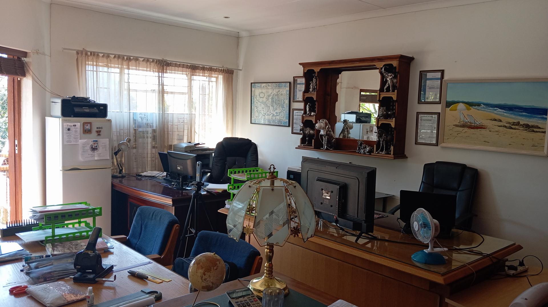 Study - 45 square meters of property in Erasmuskloof