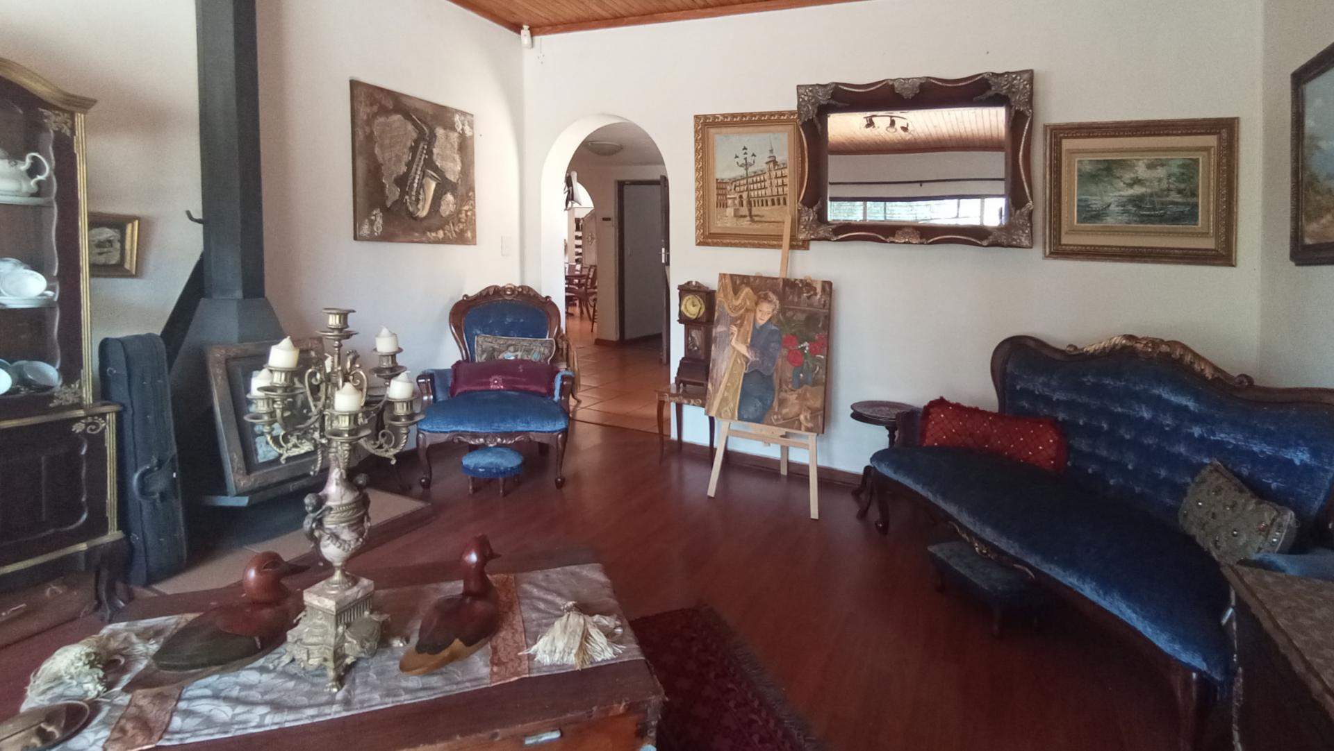 Formal Lounge of property in Erasmuskloof
