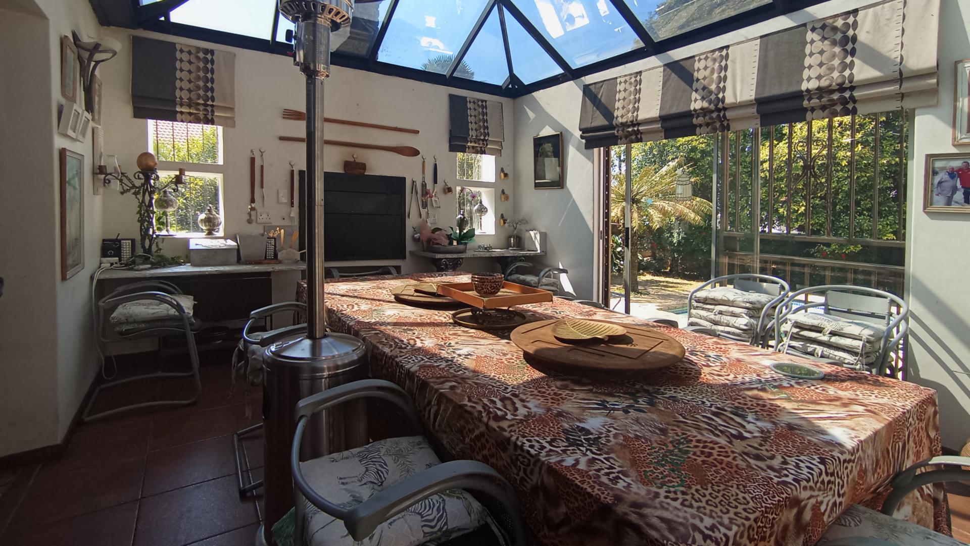 Entertainment - 34 square meters of property in Erasmuskloof