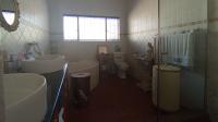 Main Bathroom - 10 square meters of property in Erasmuskloof