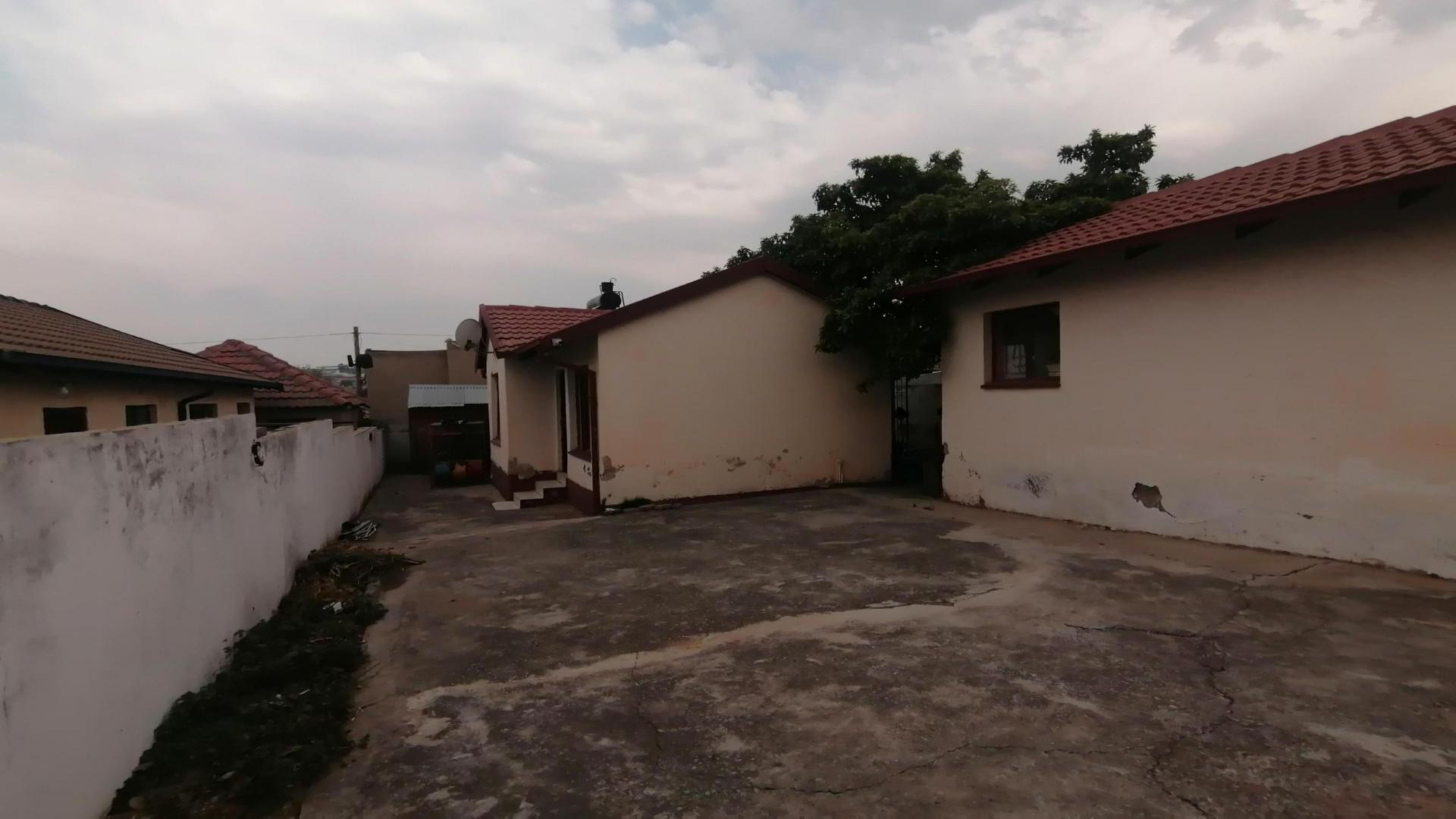 Backyard of property in Klipfontein View