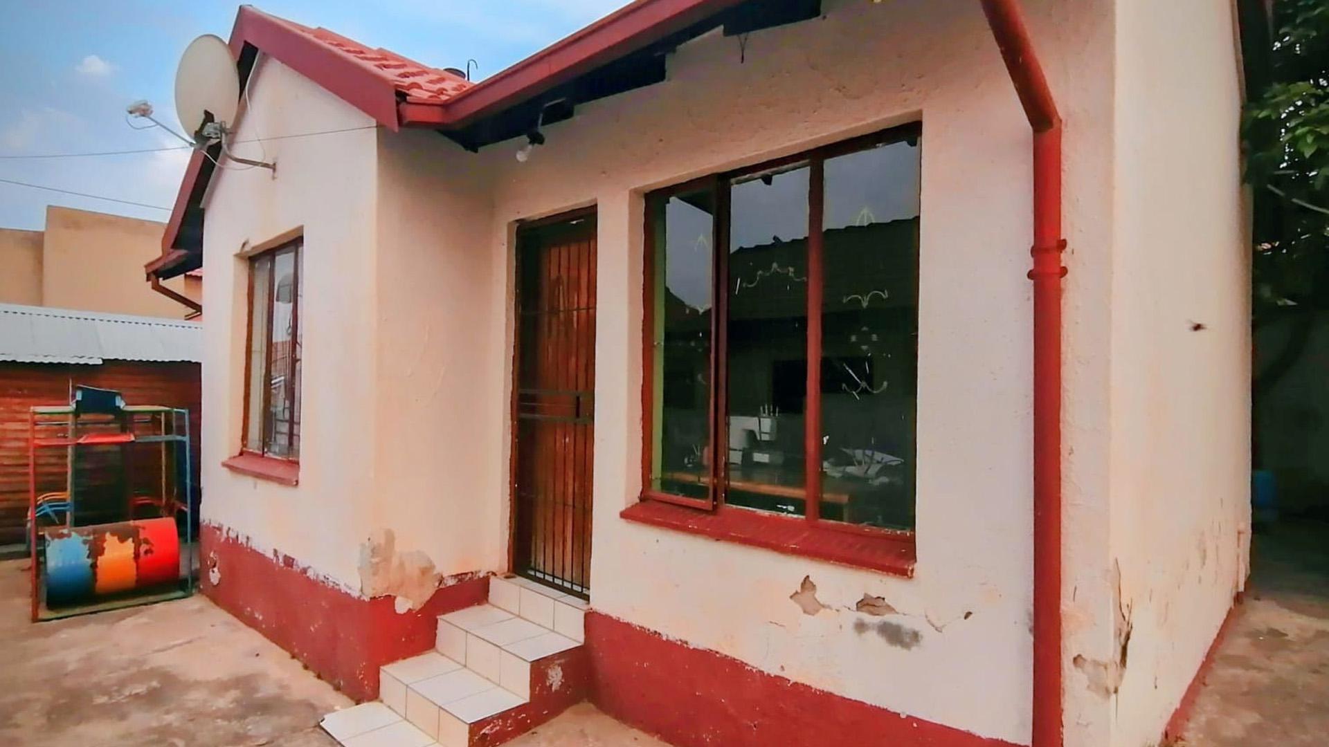 Front View of property in Klipfontein View