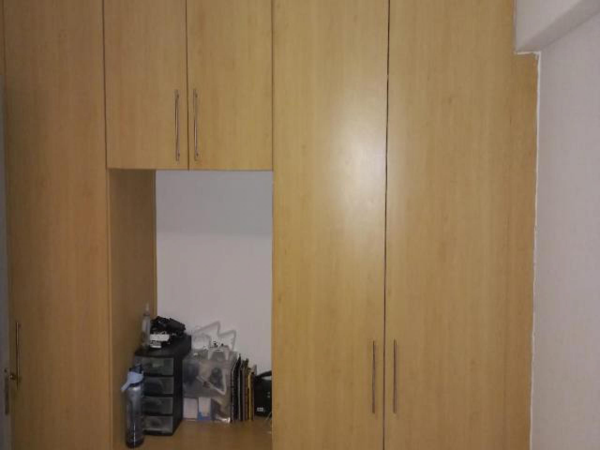 Bed Room 1 - 16 square meters of property in Zonnebloem