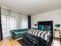 3 Bedroom 2 Bathroom Flat/Apartment for Sale for sale in Bedford Gardens