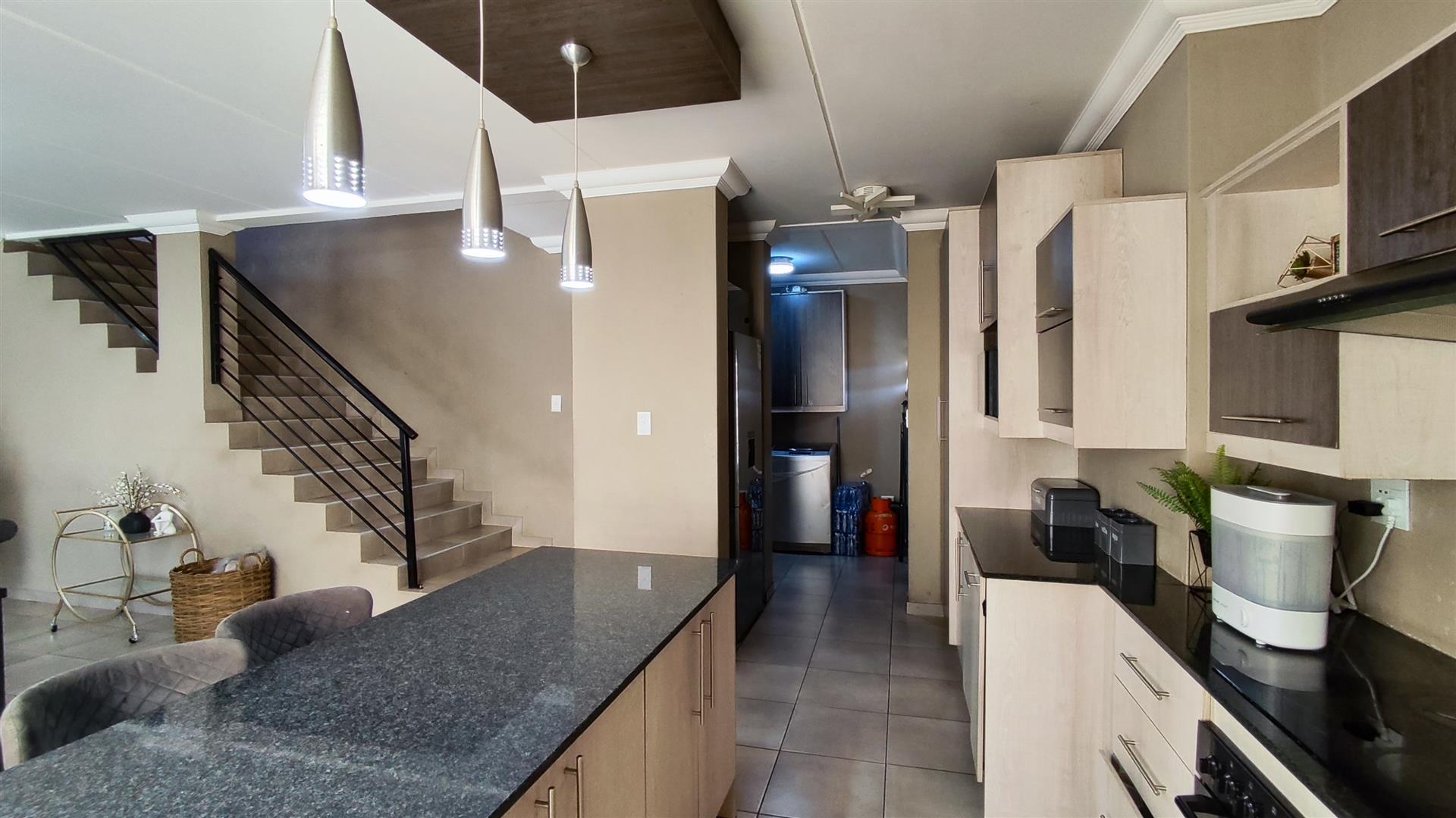 Kitchen - 18 square meters of property in Terenure