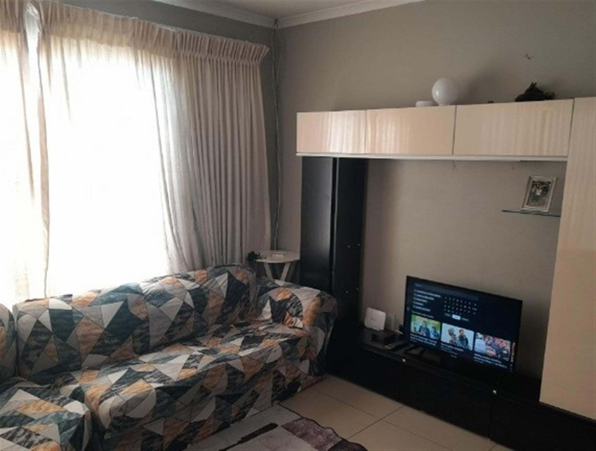 Lounges of property in Witpoortjie