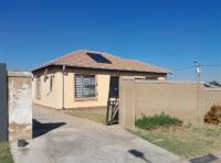 Front View of property in Witpoortjie