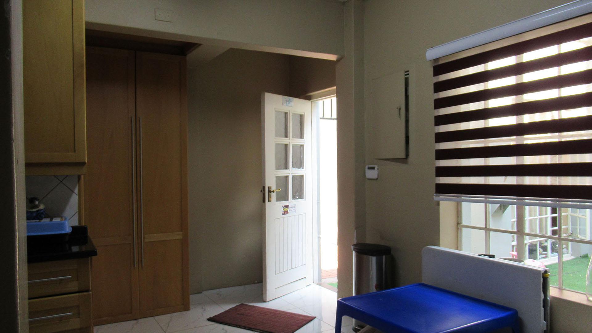 Kitchen - 48 square meters of property in Strathavon