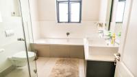 Bathroom 1 of property in Bryanston