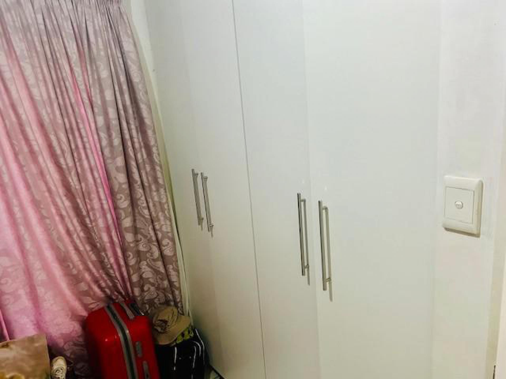 Bed Room 1 of property in Lincoln Meade