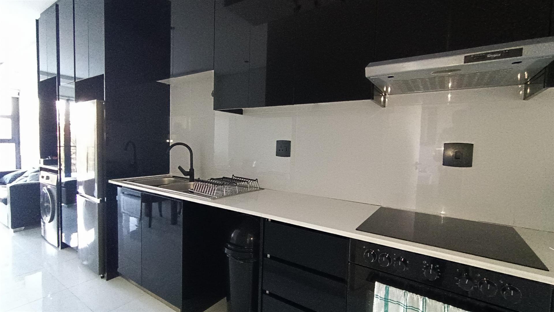 Kitchen - 5 square meters of property in Table View