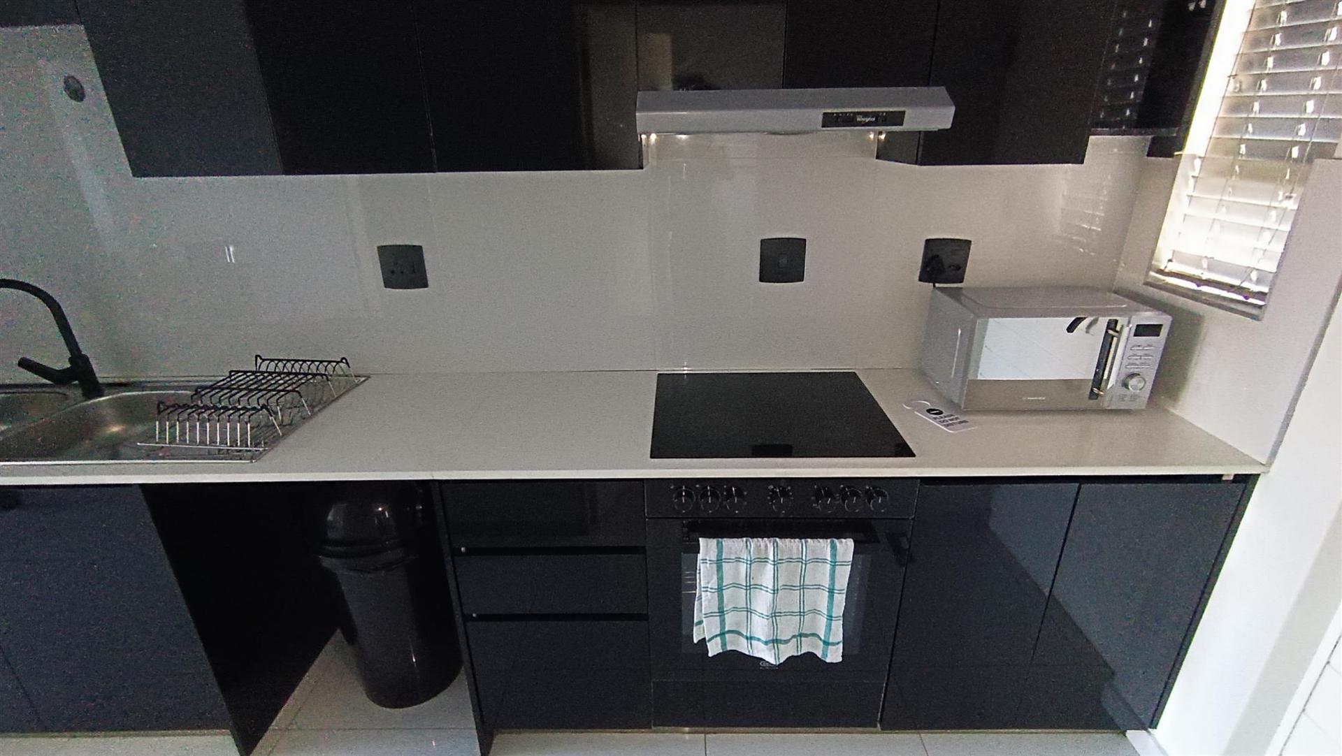Kitchen - 5 square meters of property in Table View
