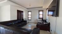 Lounges - 15 square meters of property in Blue Hills