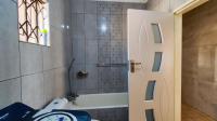 Bathroom 1 - 9 square meters of property in Meyerton