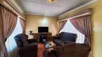 Lounges - 28 square meters of property in Meyerton